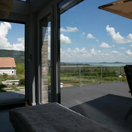 فيلة Panorama & Vino *